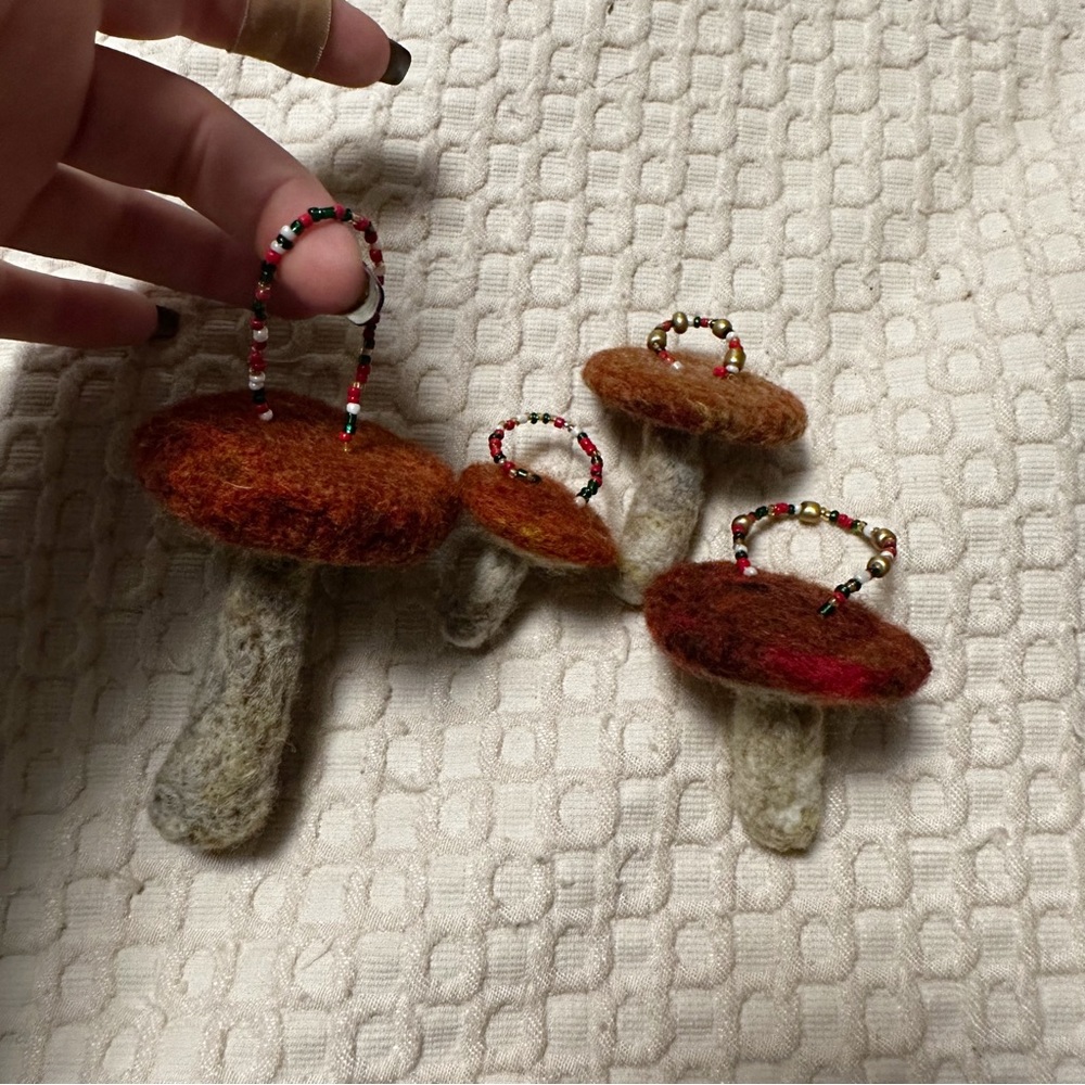 SOLD - Picture 2 of 4